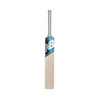 New Balance DC 900i Max cricket bat - front face