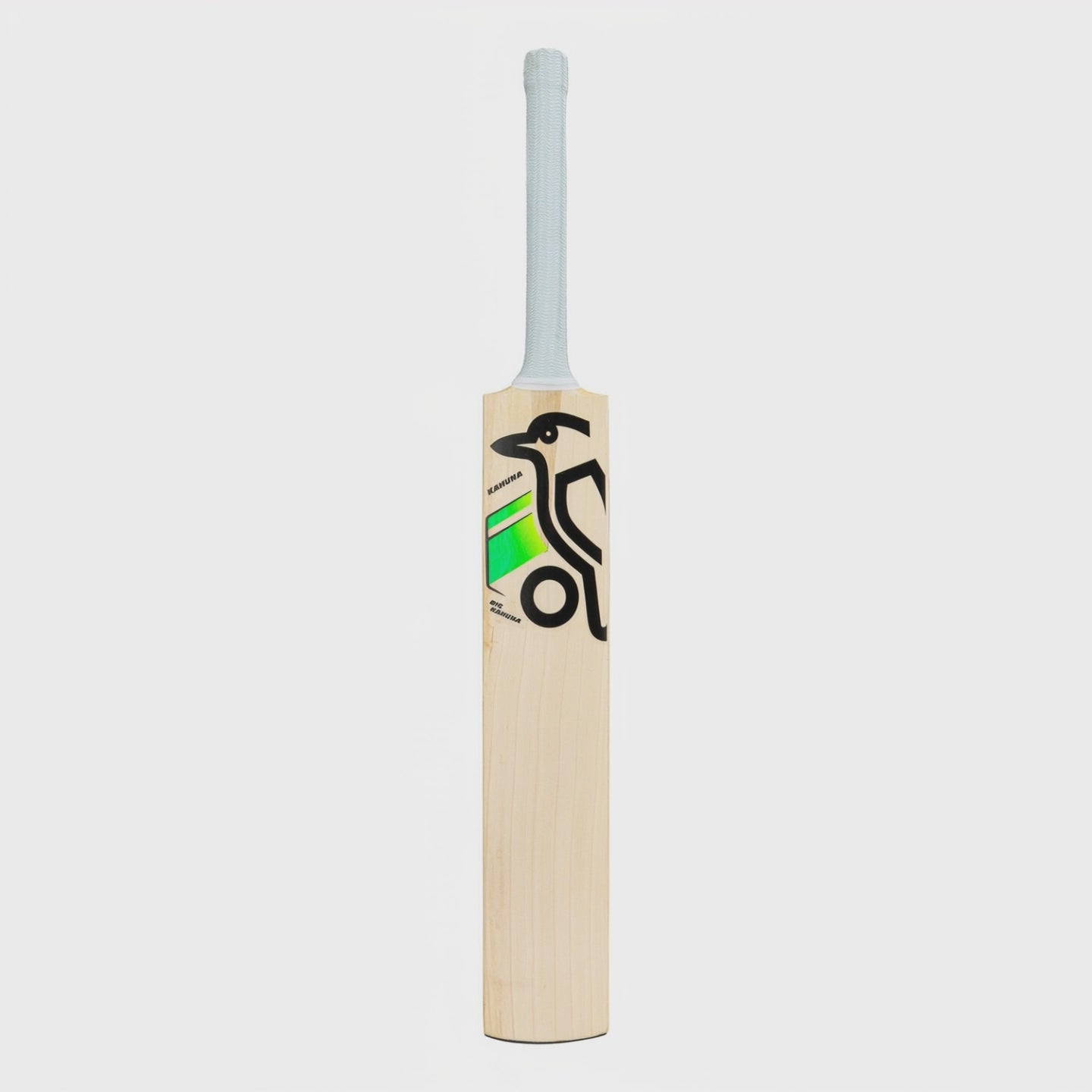 Kookaburra Big Kahuna cricket bat rotating from the front face to the edge, revealing the Kookaburra wordmark