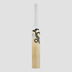 Kookaburra Ghost Pro 4.0 cricket bat rotating from the front face to the edge, revealing the Kookaburra wordmark