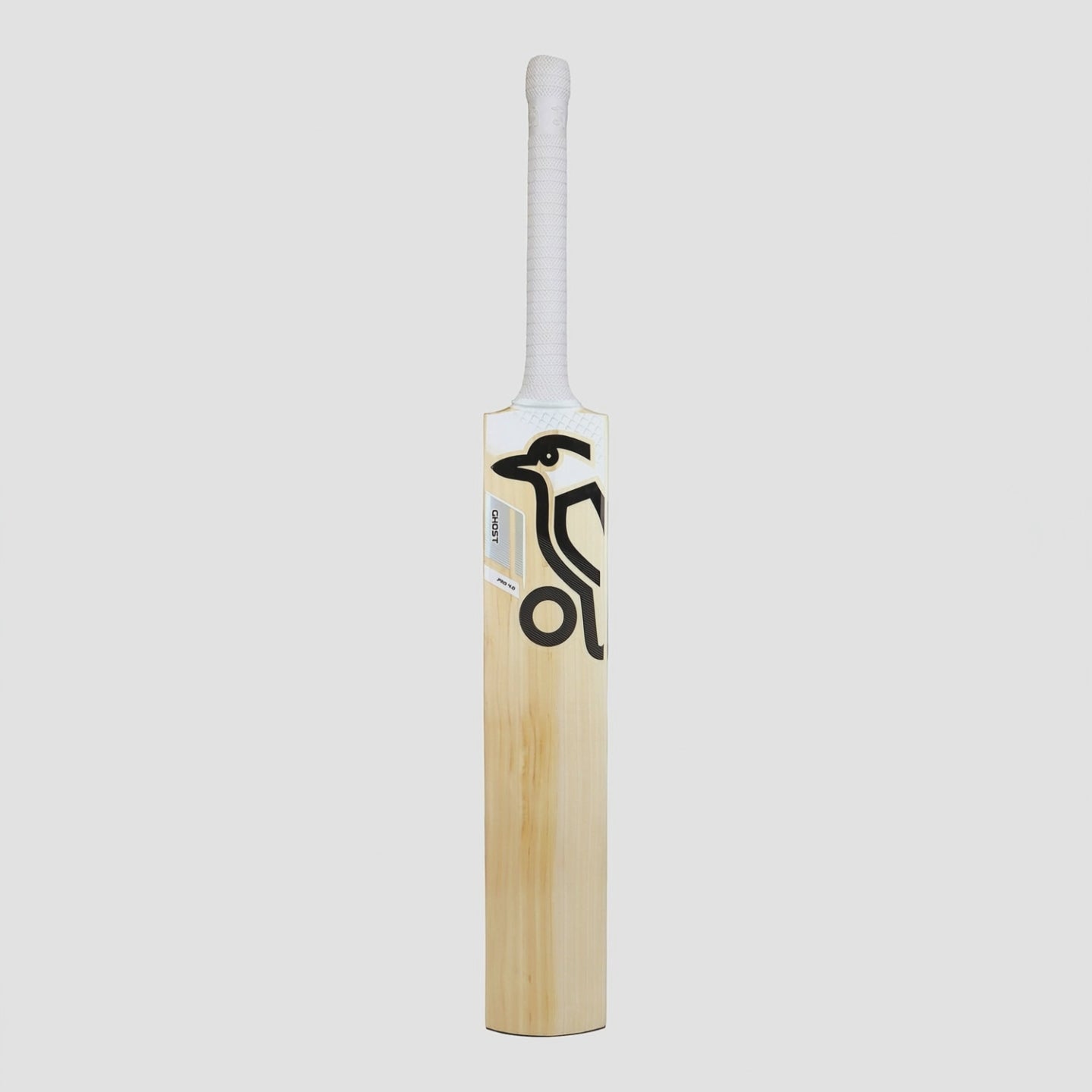 Kookaburra Ghost Pro 4.0 cricket bat rotating from the front face to the edge, revealing the Kookaburra wordmark